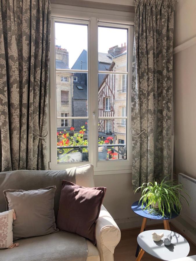 L'Appartement R Postel Honfleur Esterno foto