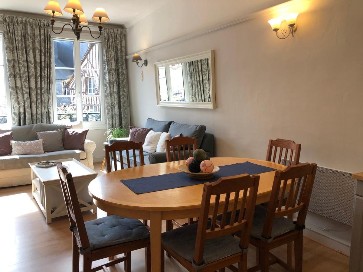 L'Appartement R Postel Honfleur Esterno foto
